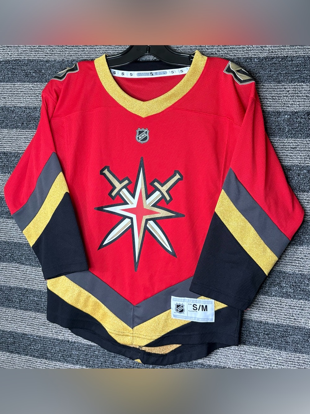 Outerstuff Vegas Golden Knights Reverse Retro Air-Knit Youth Hockey Jersey S/M